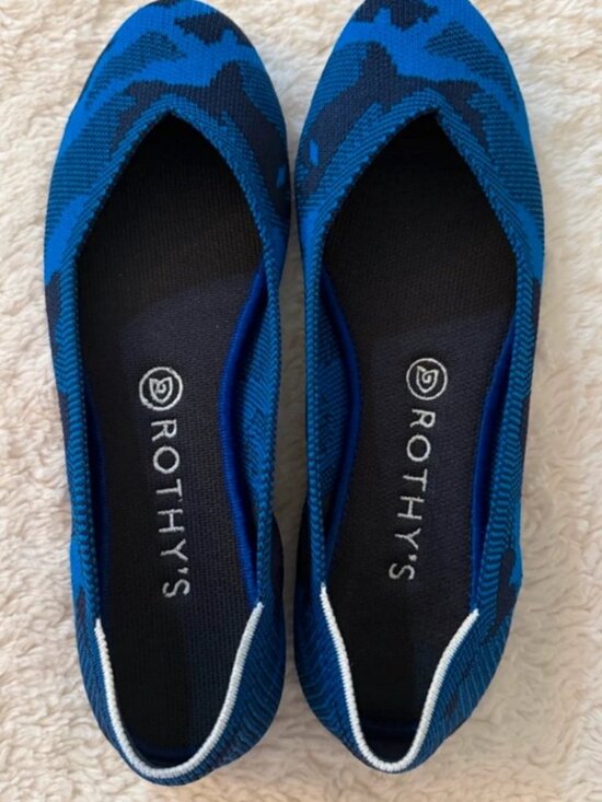 Rothy's Shoes - Exceedingly Rare Unicorn | Rothy's Blue Camo Flats | White Halo | Size 9.5